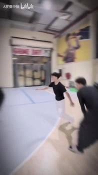 这位是真的隔扣奥尼尔！静态天赋满分的男人！