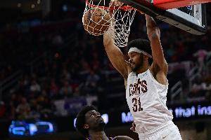 一战多个纪录！阿伦单场至少40分15板5助且0失误 NBA历史首人